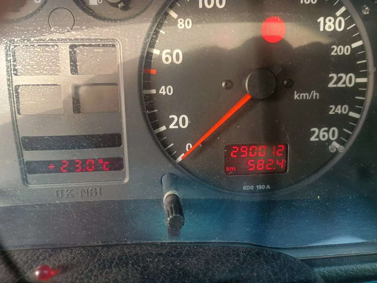 Audi A4 1.8 auto, foto 12