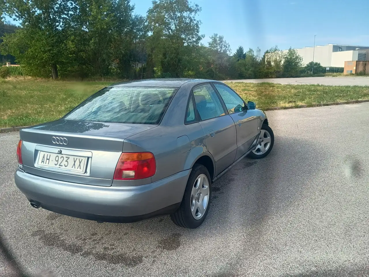 Audi A4 1.8 auto, foto 5