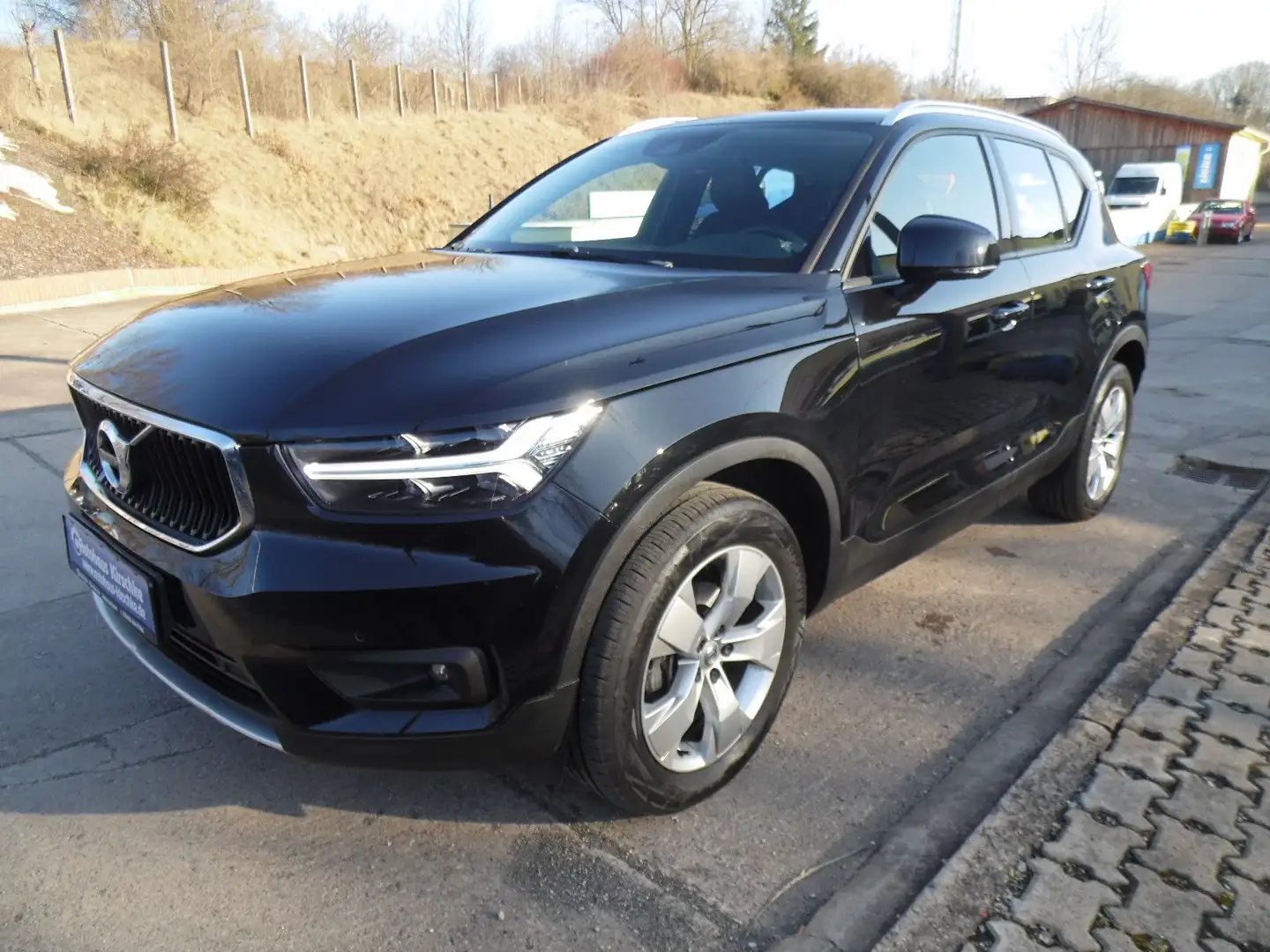 Volvo XC40 XC40 Momentum Pro 2WD/Navi/Kamera/LED Schwarz - 1
