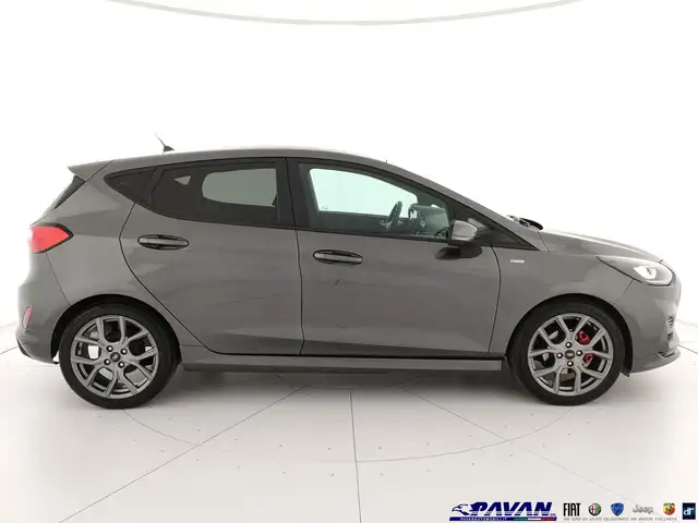 Ford Fiesta view 4