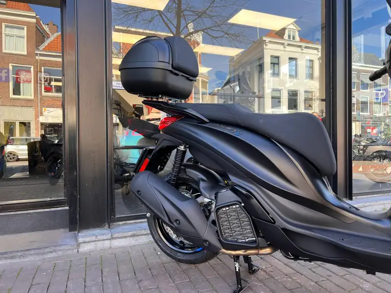Piaggio MEDLEY 200 - foto 7
