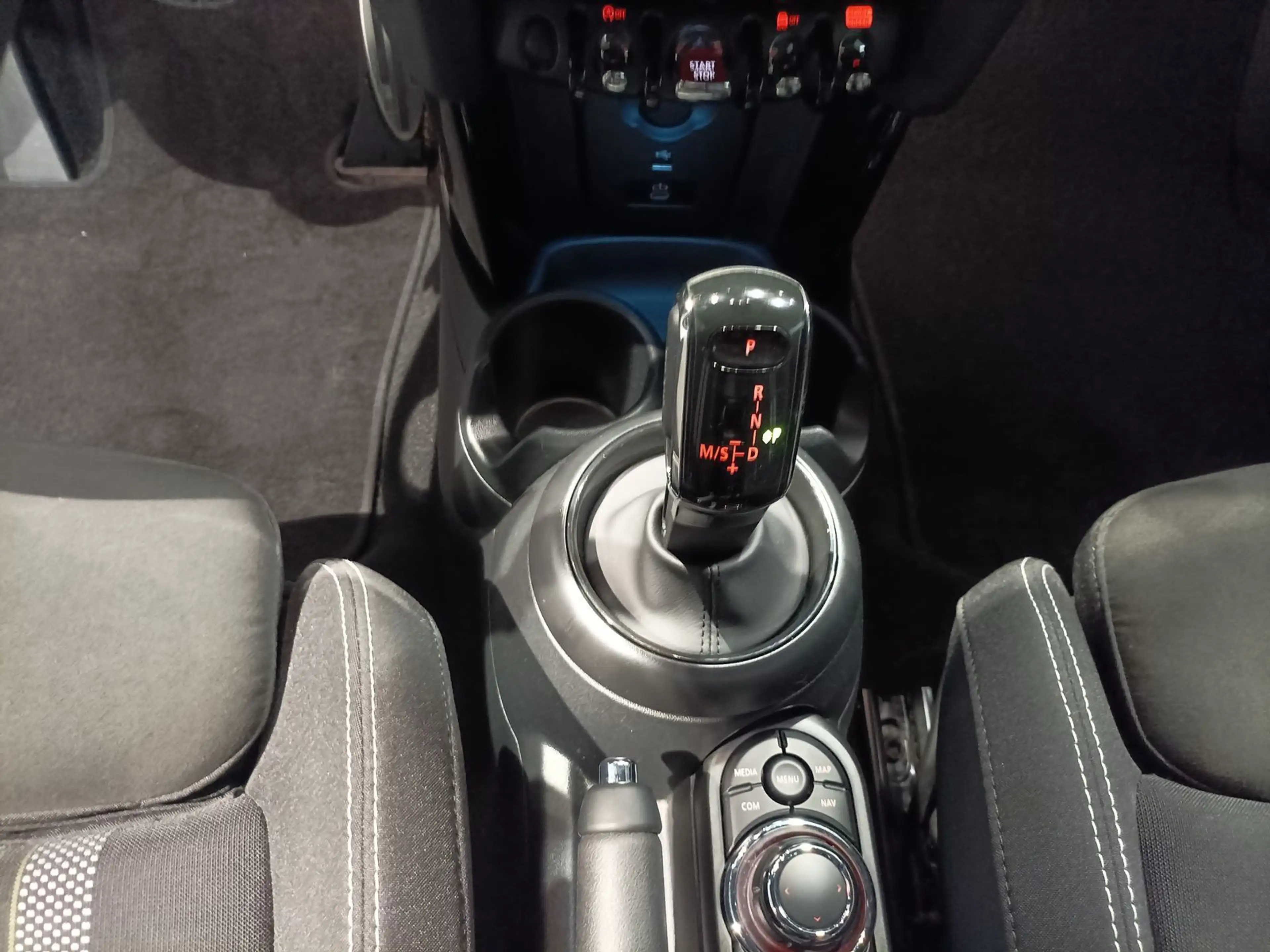 MINI Cooper Cabrio Cabrio Cooper JCW Trim LED|Navi|PDC|Kamera|SHZ — photo 13