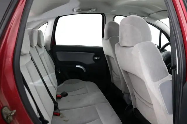 Citroen C3 view 13