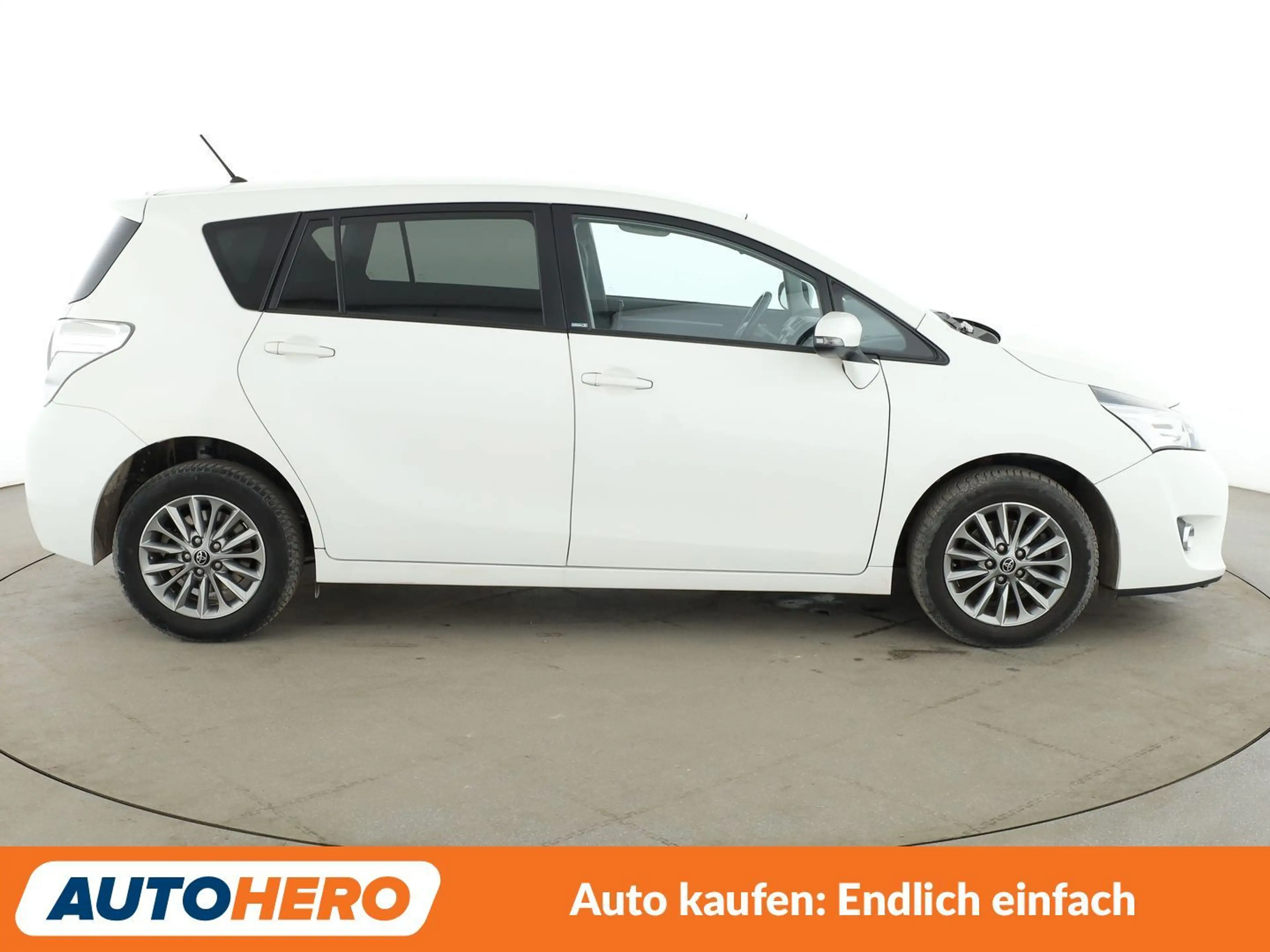 Toyota Verso 1.6 D-4D Edition-S*TEMPO*CAM*PDC*SHZ*BLUETOOTH* — photo 7