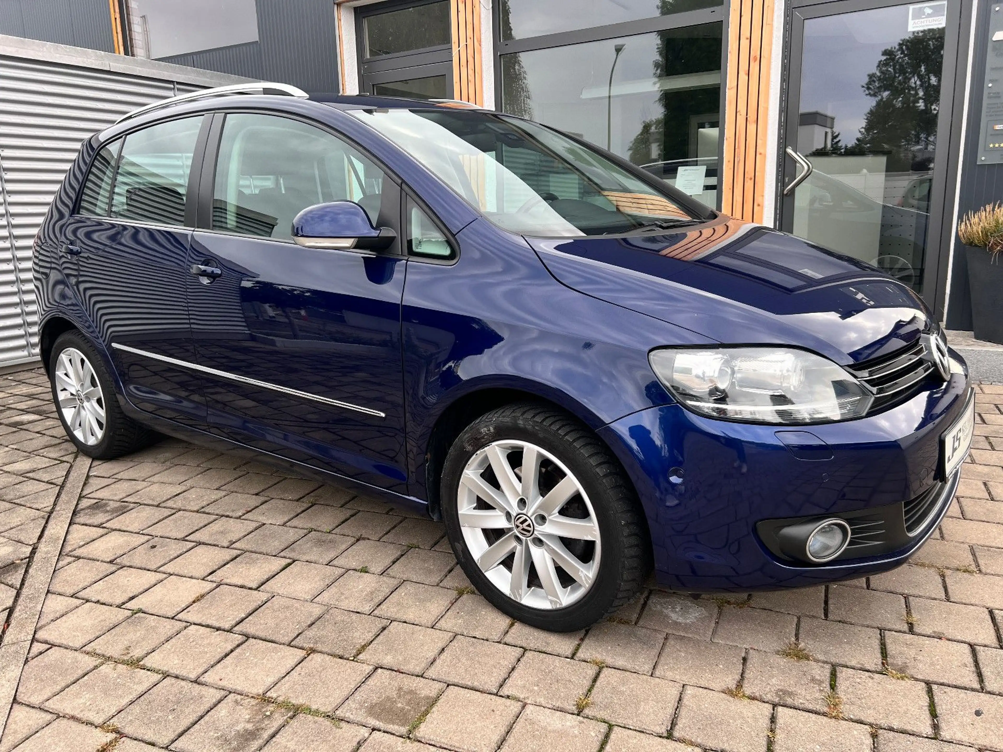 Volkswagen Golf Plus 1,4 TSI Highline Bi-Xenon Automatik — photo 4