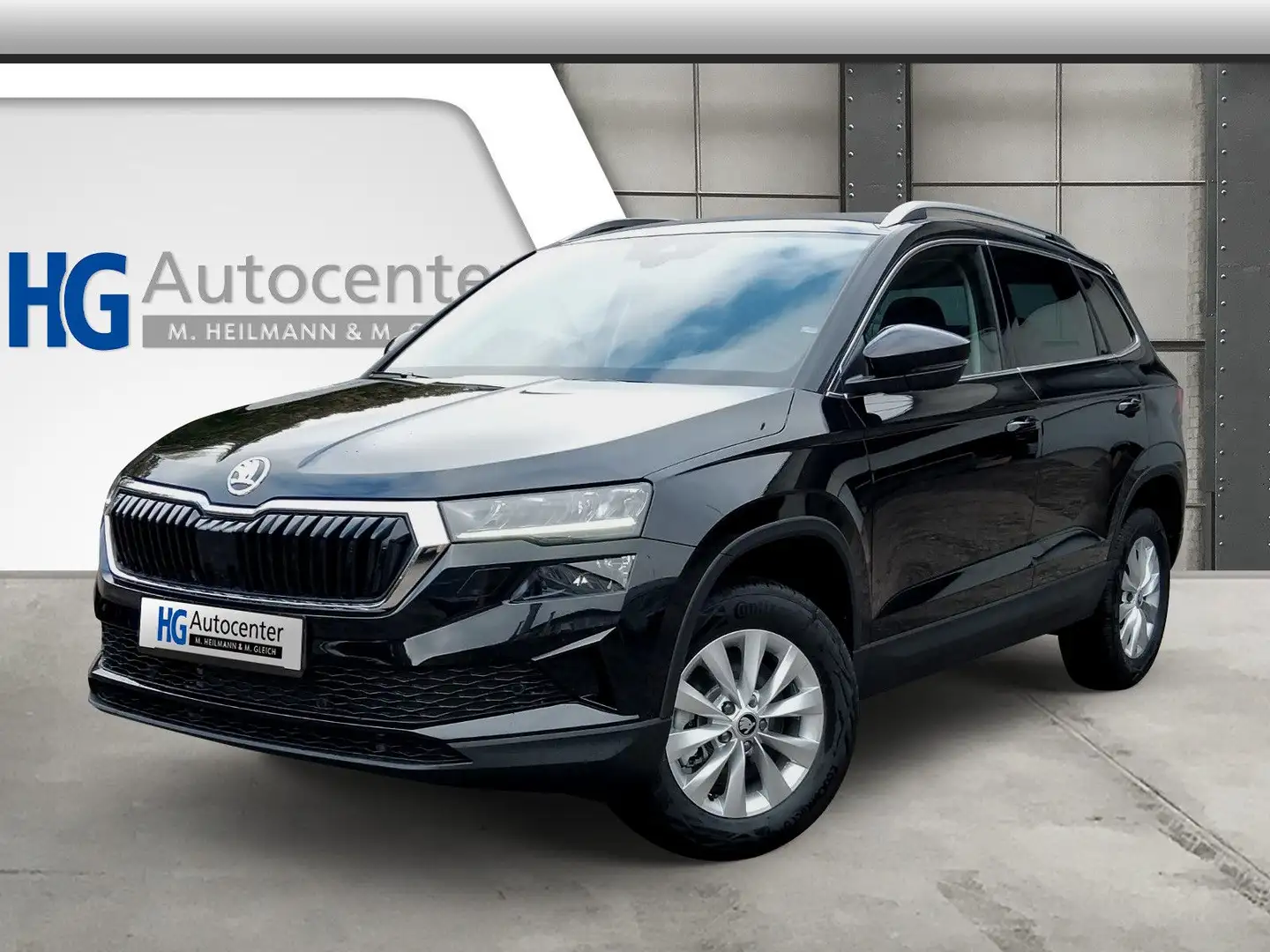 Skoda Karoq 1.5TSI Kessy LED AHK Navi ACC eHeck Negru - 1