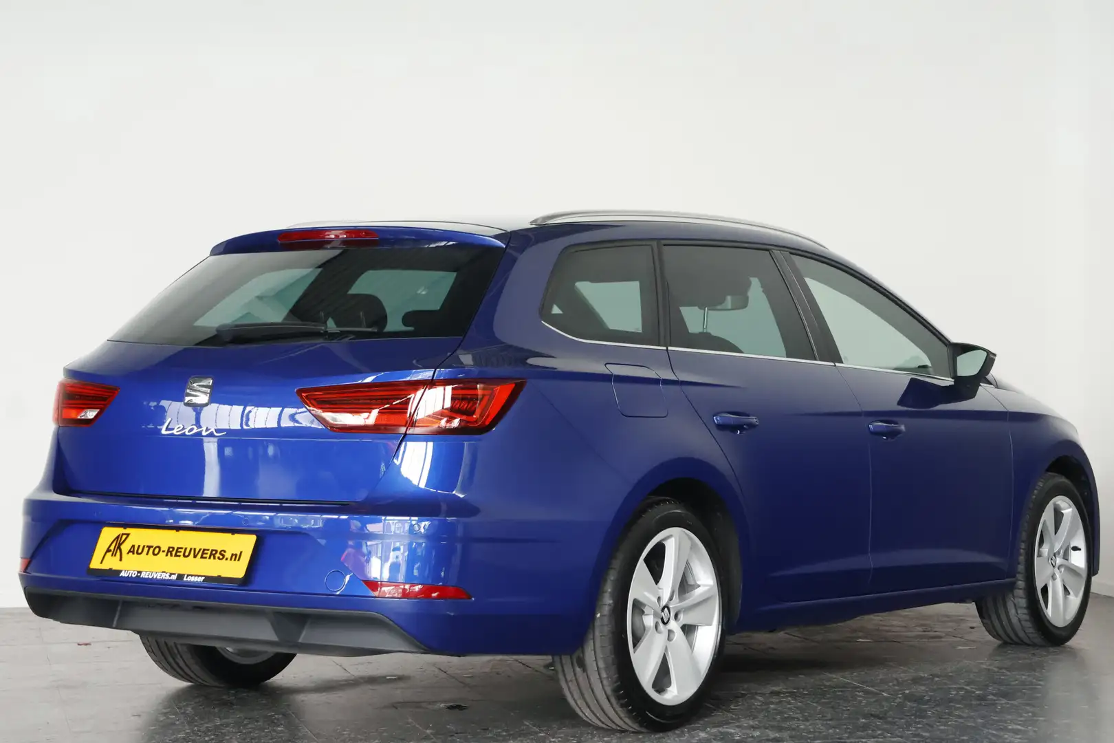 SEAT Leon ST Xcellence 1.5 TGI (CNG gas) / LED / ACC / CarPl Blauw - 2