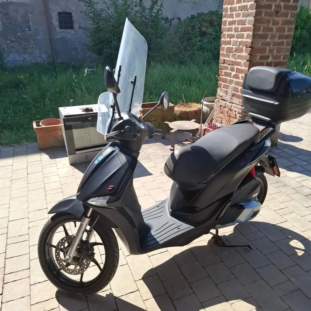 Piaggio Liberty 150 Sport Pack Negro - 1