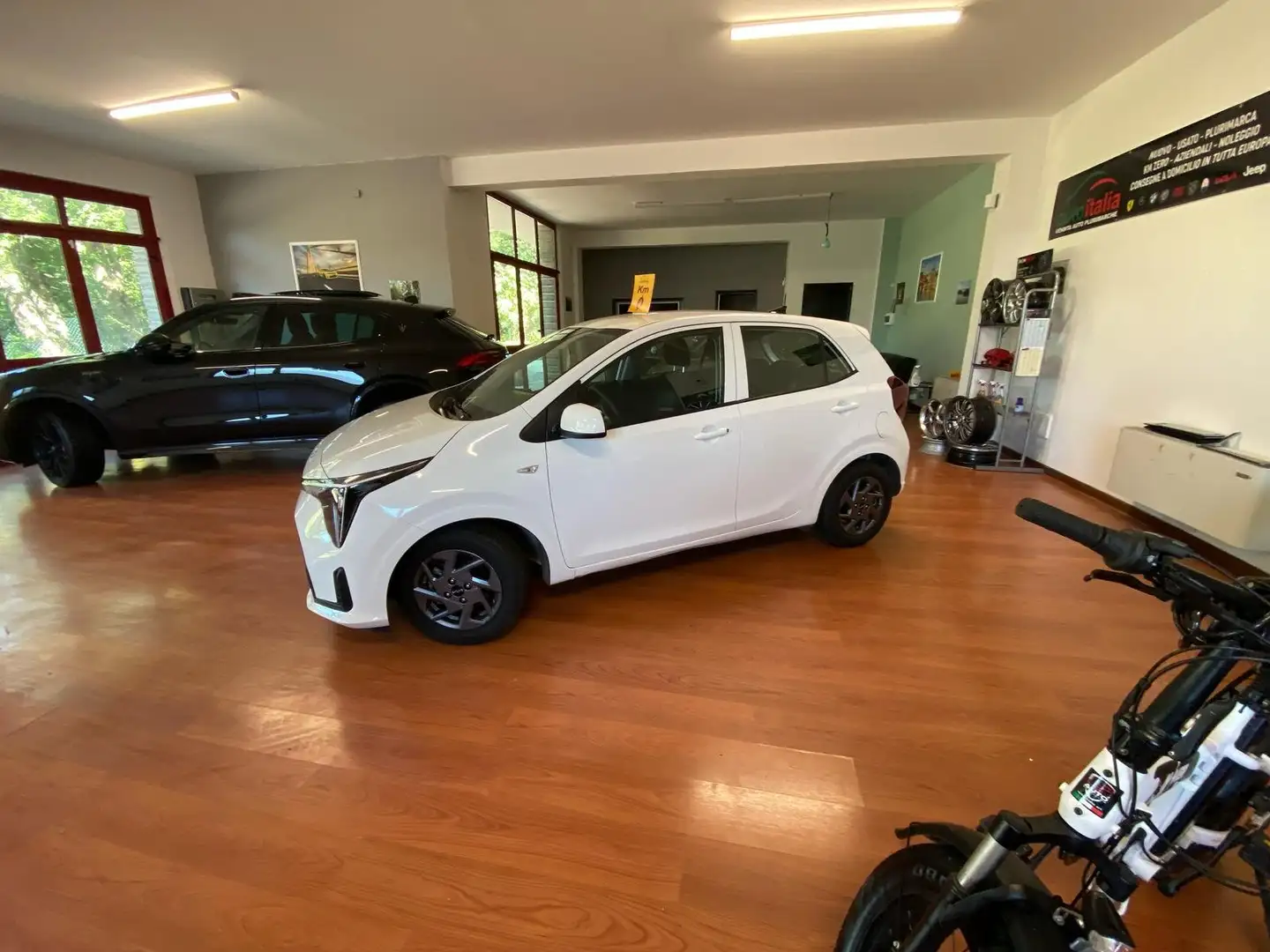 Kia Picanto Picanto 1.0 mpi GT Line amt Bianco - 1