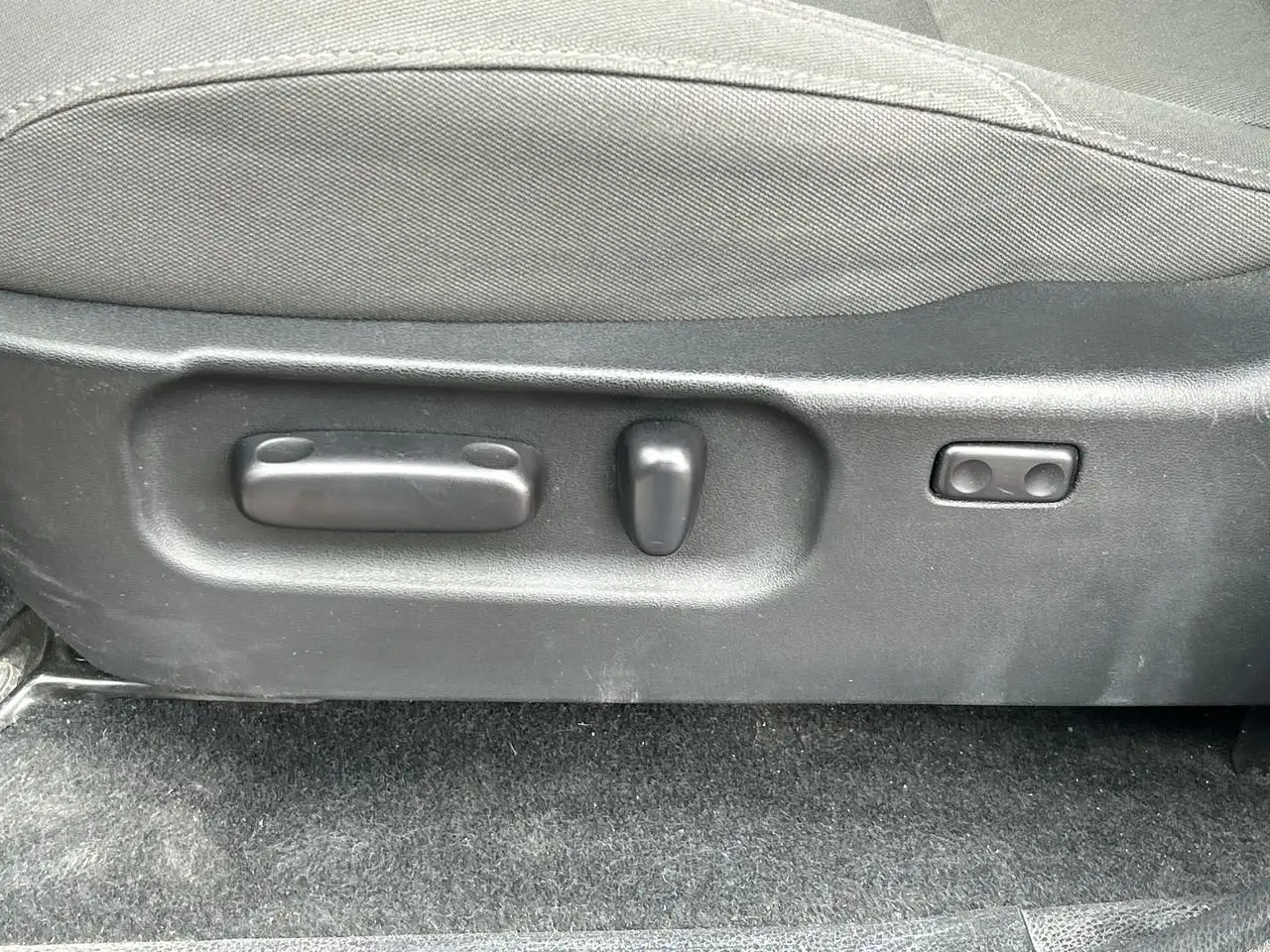 Toyota Tacoma снимка Toyota Tacoma