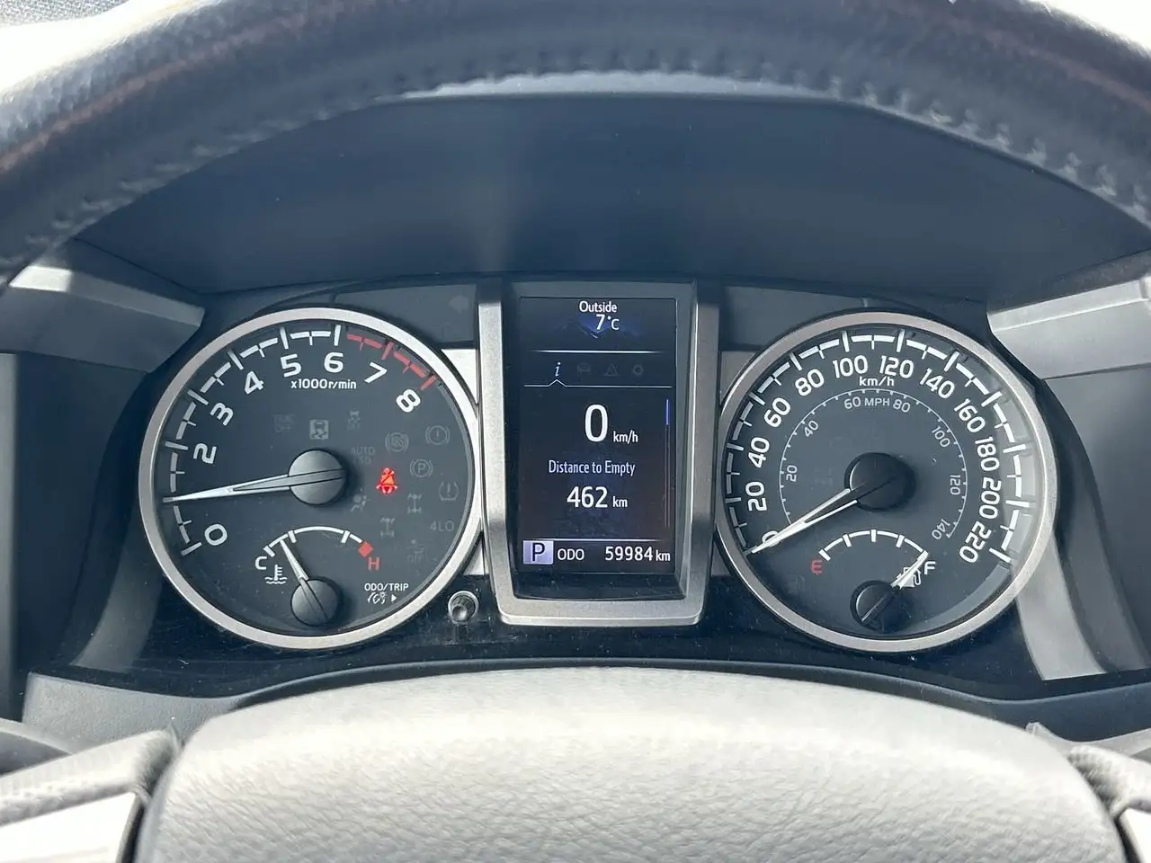 Toyota Tacoma снимка Toyota Tacoma