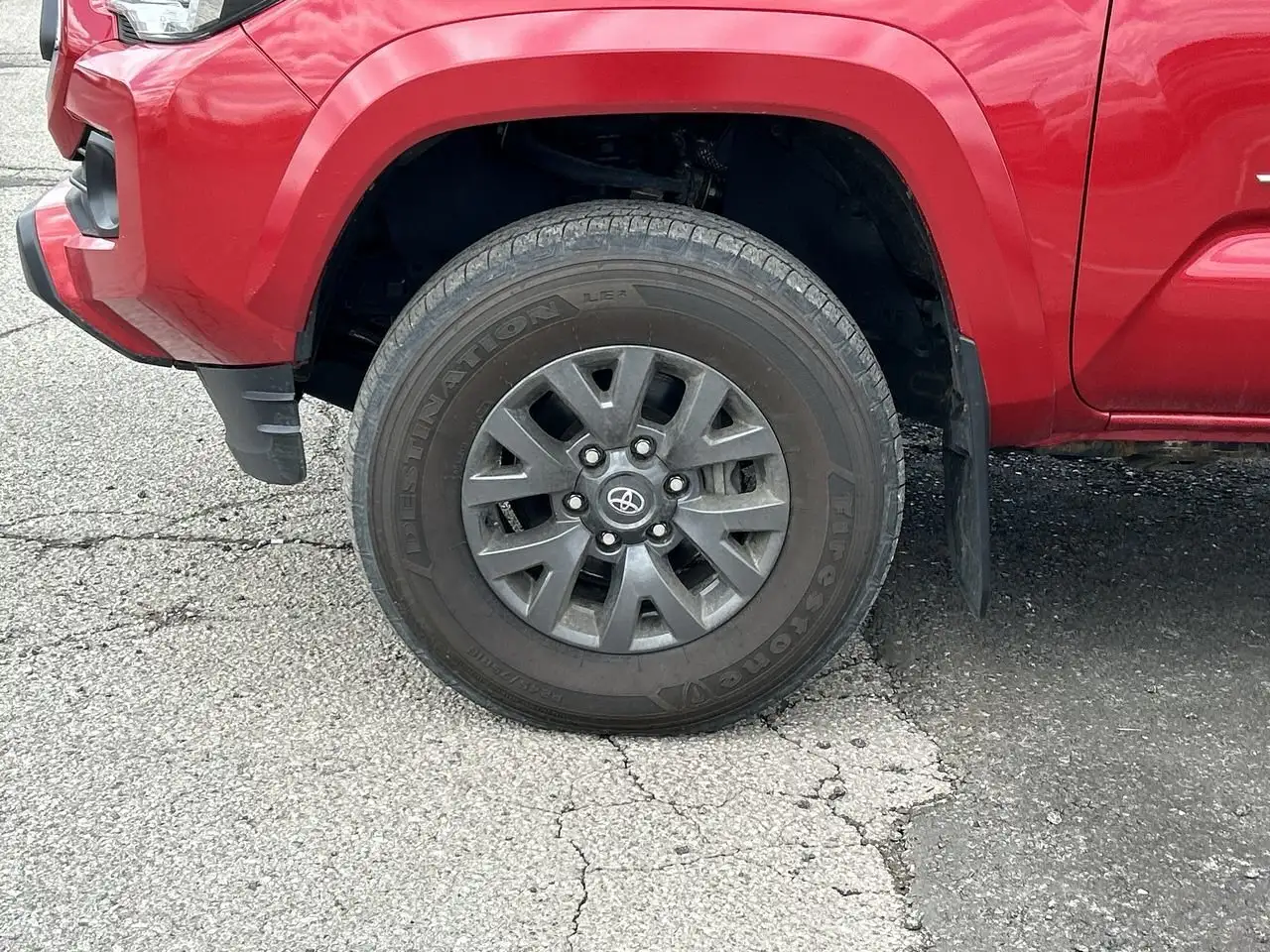 Toyota Tacoma снимка Toyota Tacoma