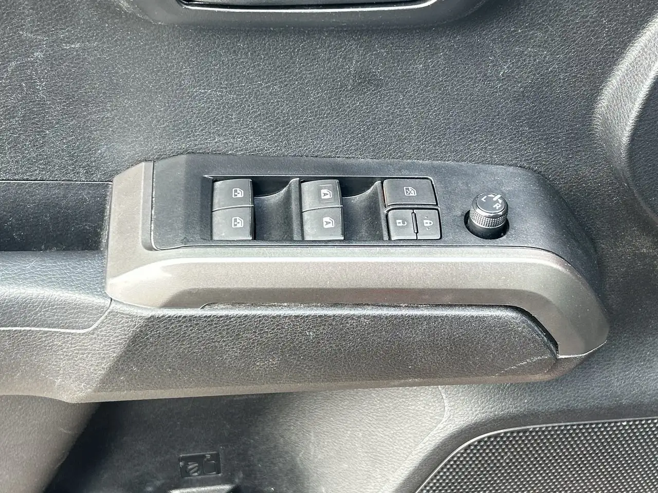 Toyota Tacoma снимка Toyota Tacoma