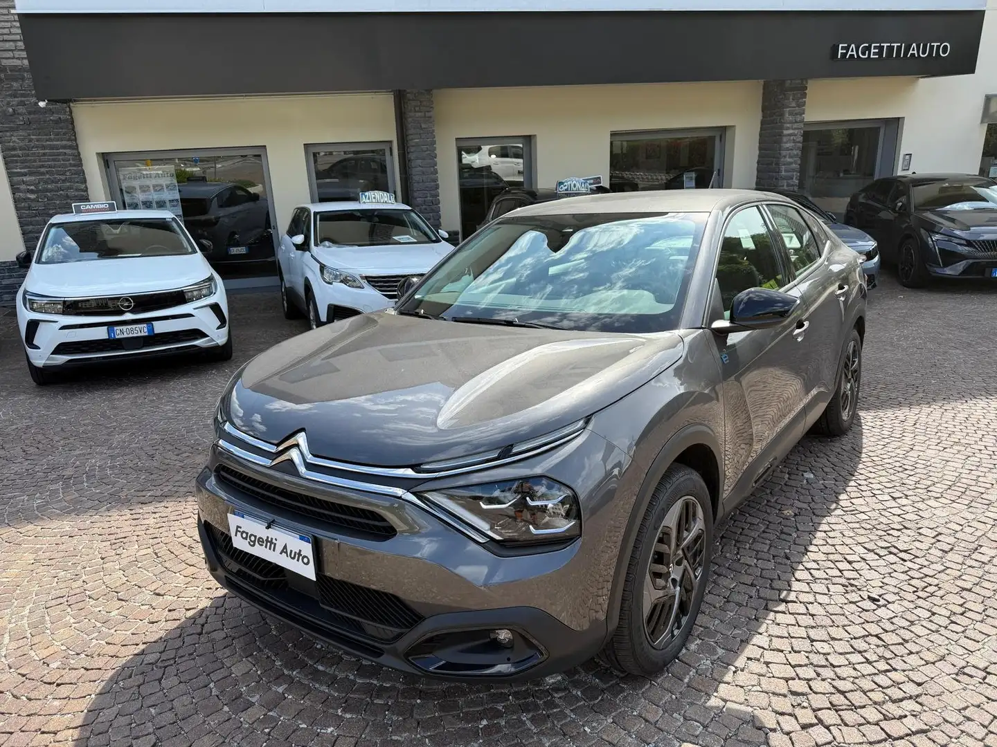 Citroen C4 X ELETTRICA 100kW PLUS OBC 11KW Gris - 1