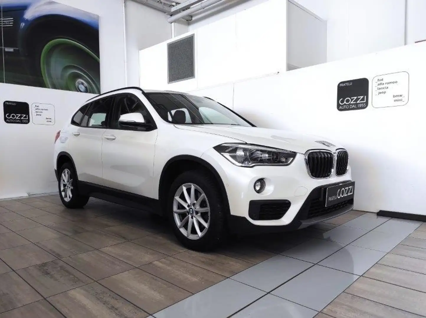 BMW X1 (F48) - X1 sDrive18d Business Bianco - 1