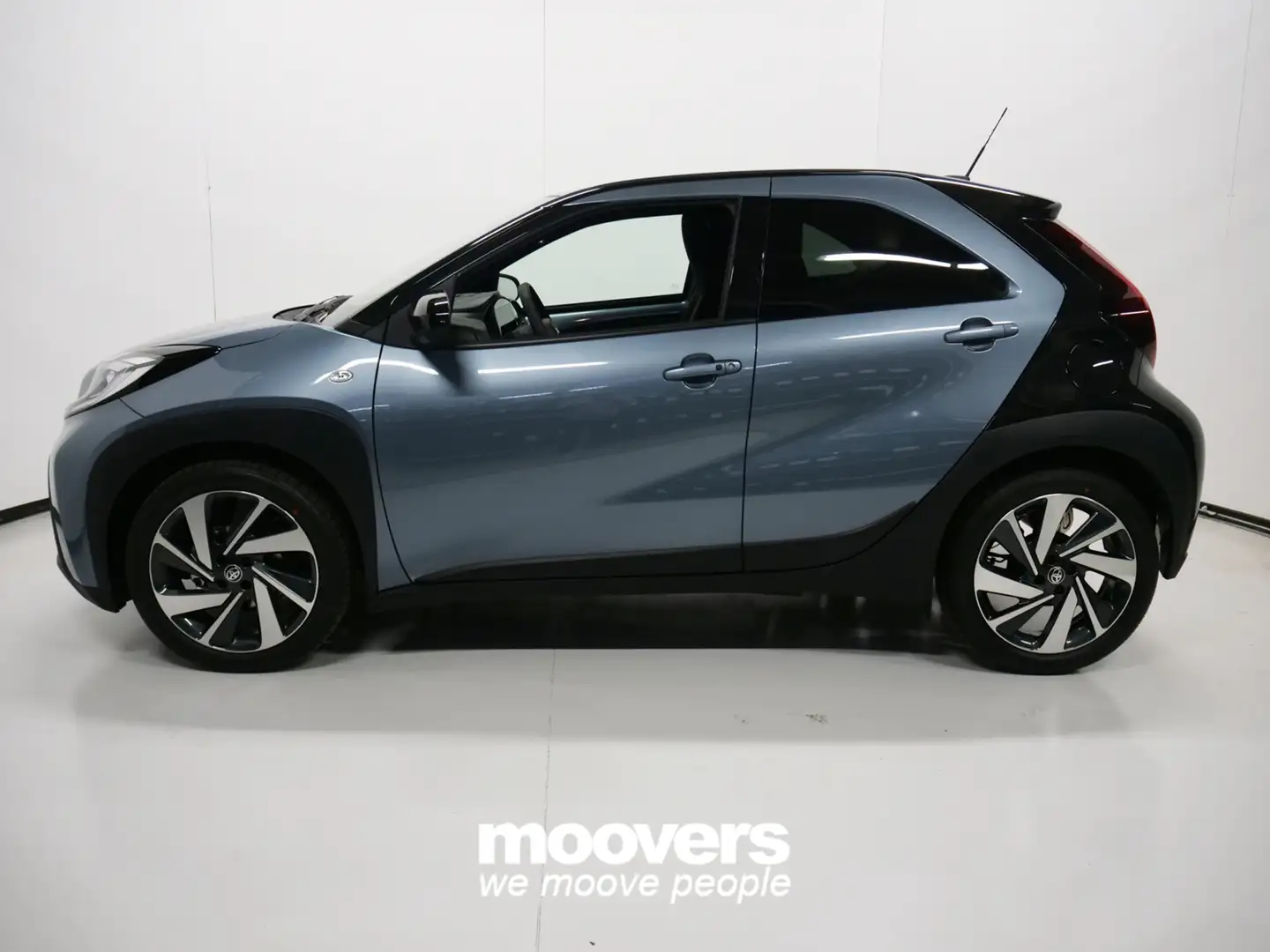 Toyota Aygo X Toyota Aygo X 1.0 VVT-i 72 CV 5 porte Lounge Azul - 2