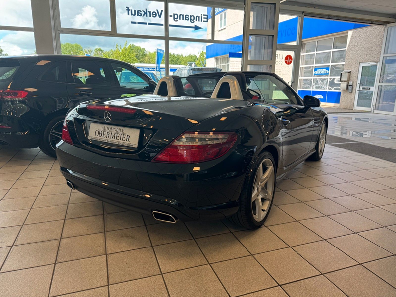 Mercedes-Benz SLK 200 AMG 7G-Tr Xenon Airscarf Ambiente Comand — photo 8