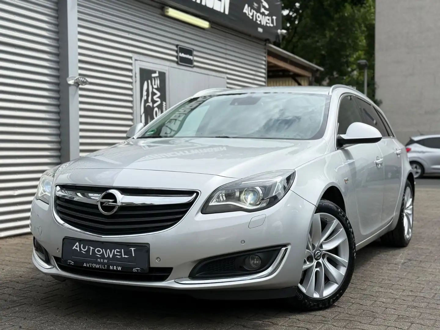 Opel Insignia A 2.0 CDTi Innovation *AUTOM*LED*NAVI* Silber - 1