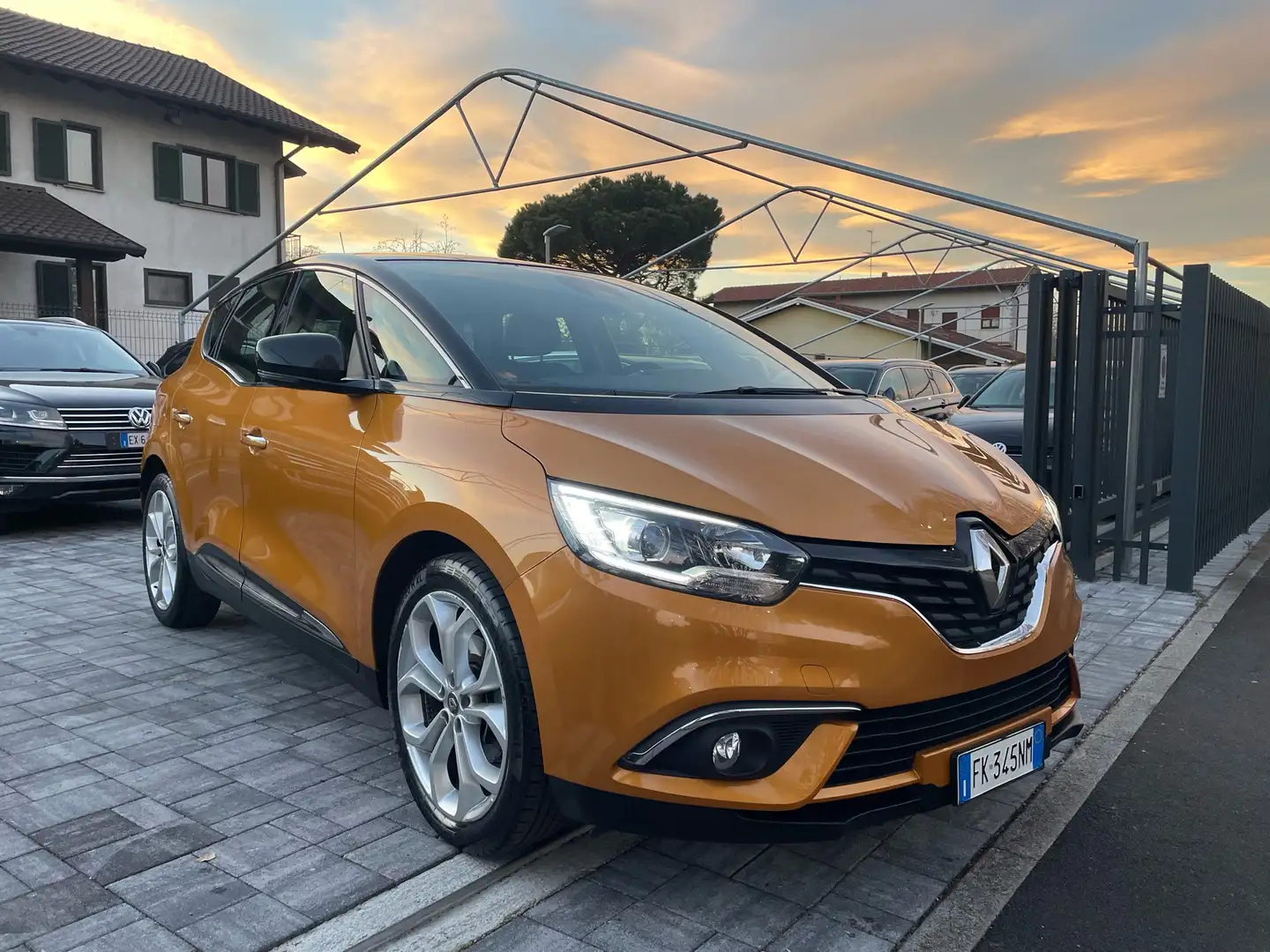 Renault Scenic Energy dCi 110 Euro-6 Bose Edition Gold - 1