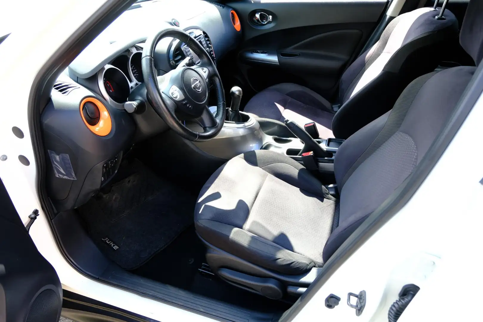 Nissan Juke 1.6 Acenta Navi|Clima|Cam|LMV Wit - 2