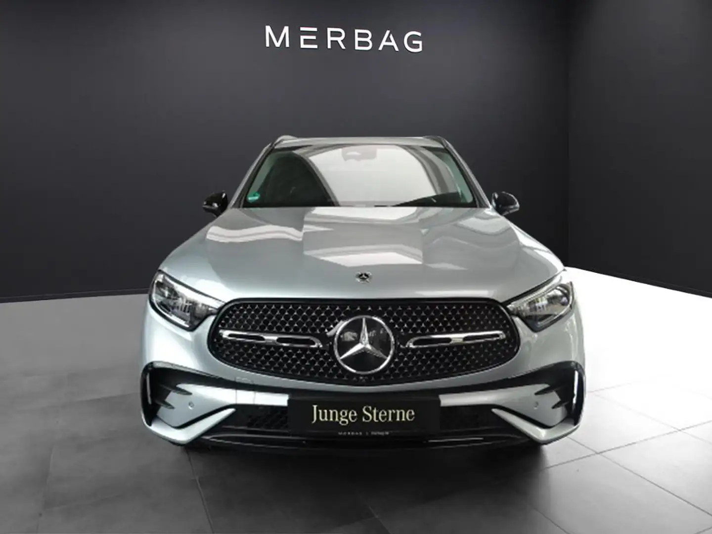 Mercedes-Benz GLC 300 e 4M *AMG Night AHK 360° Winter Trittbr Silber - 2