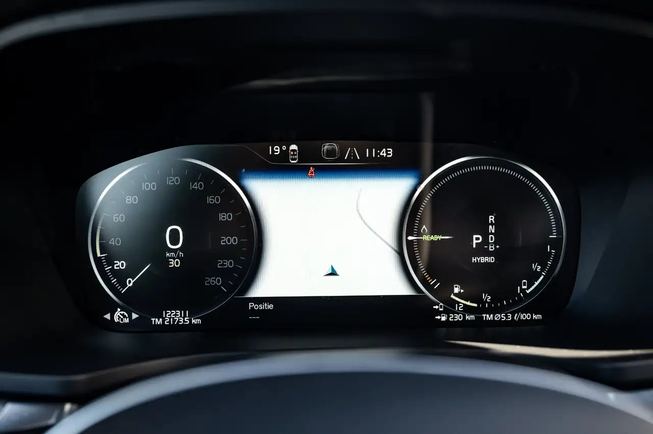 Volvo S60 2.0 Recharge T6 AWD R-Design Panoramadak I Camera, миниатюра 14