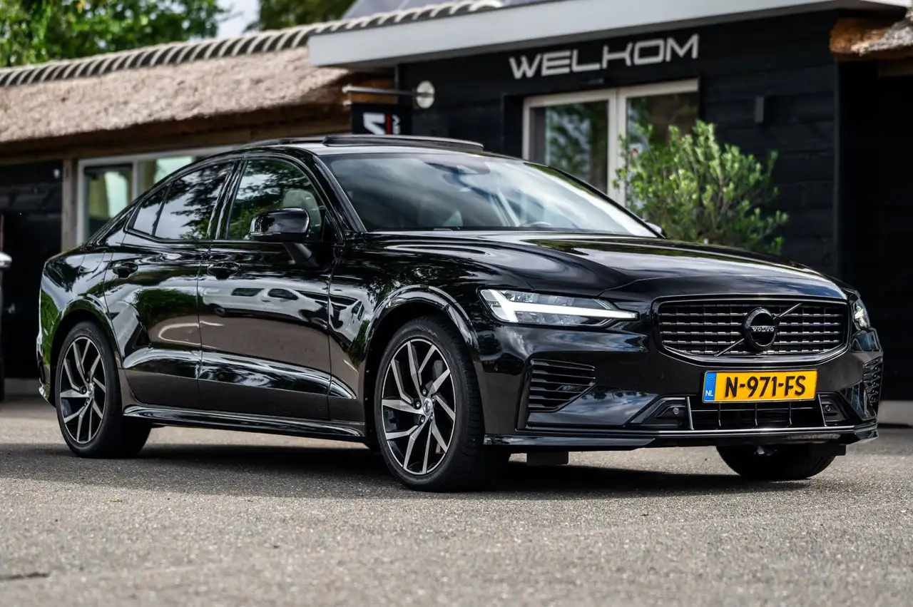 Volvo S60 2.0 Recharge T6 AWD R-Design Panoramadak I Camera, миниатюра 24