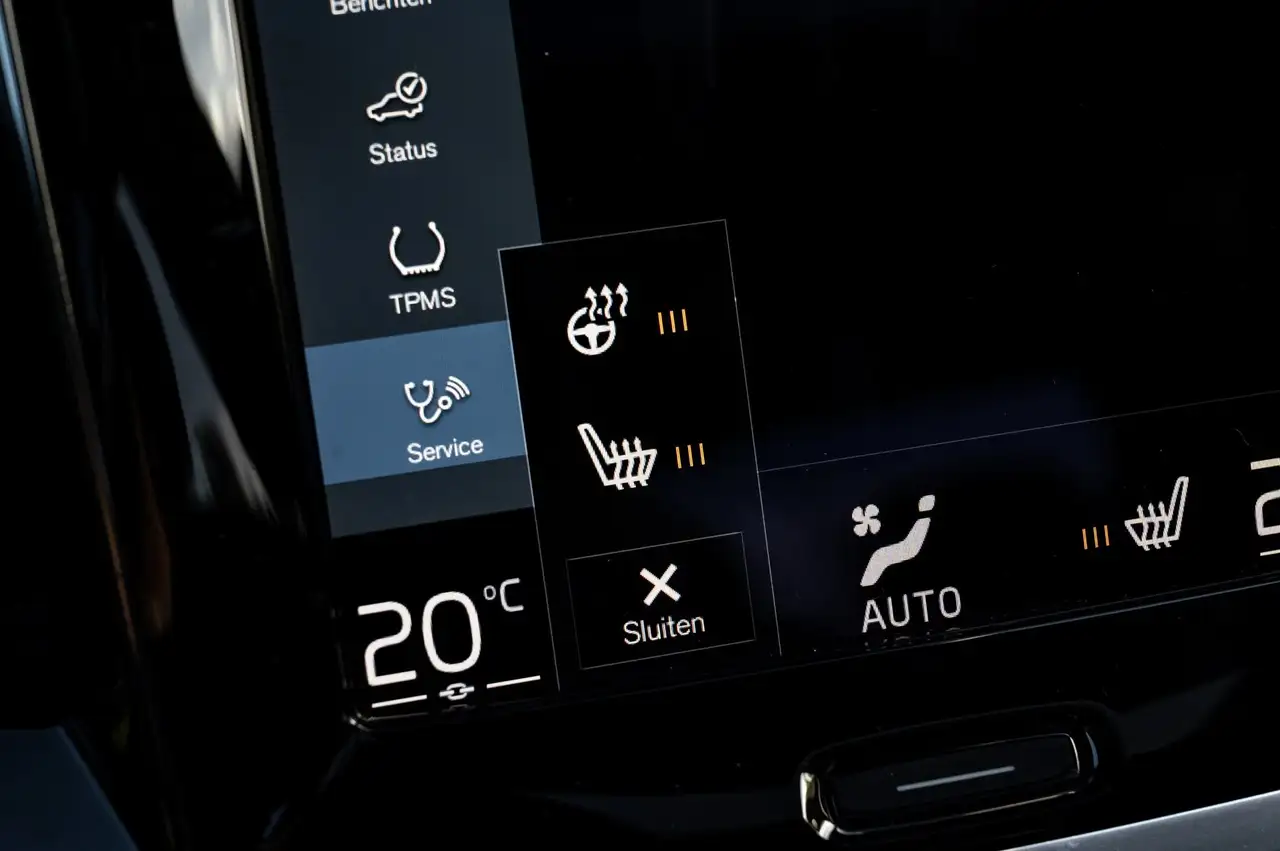 Volvo S60 2.0 Recharge T6 AWD R-Design Panoramadak I Camera, миниатюра 16