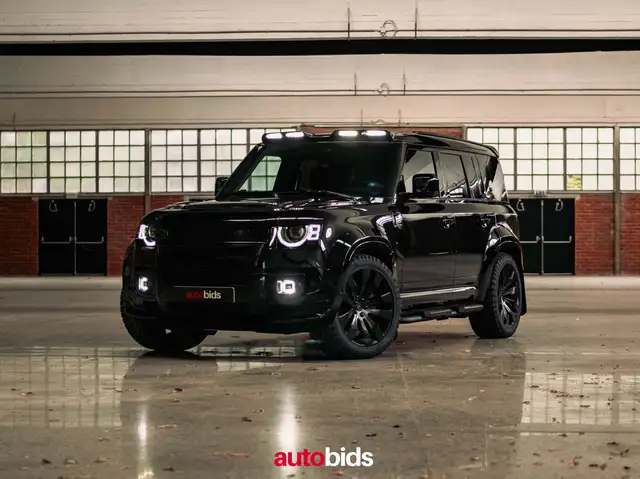 Land Rover Defender 110 P425 5.0 V8 Full Urban Widetrack