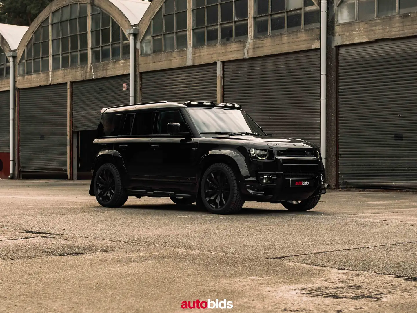 Land Rover Defender 110 P425 5.0 V8 Full Urban Widetrack Negro - 2