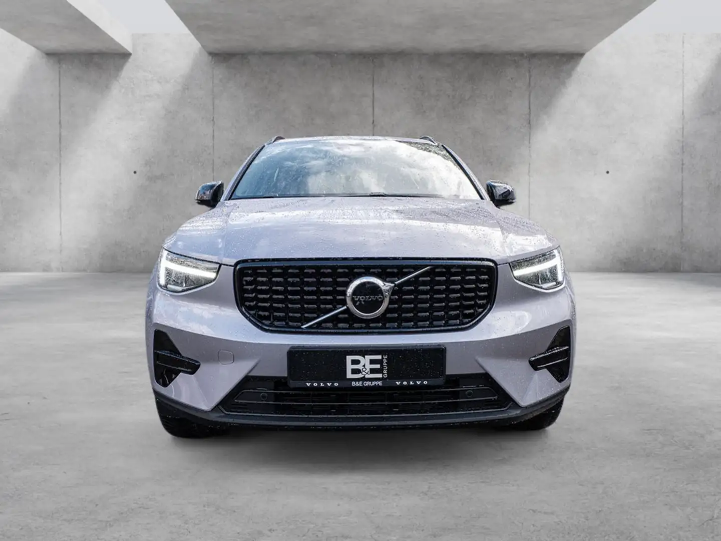 Volvo XC40 B3 Plus Dark *Ganzjahresreifen* Argent - 2