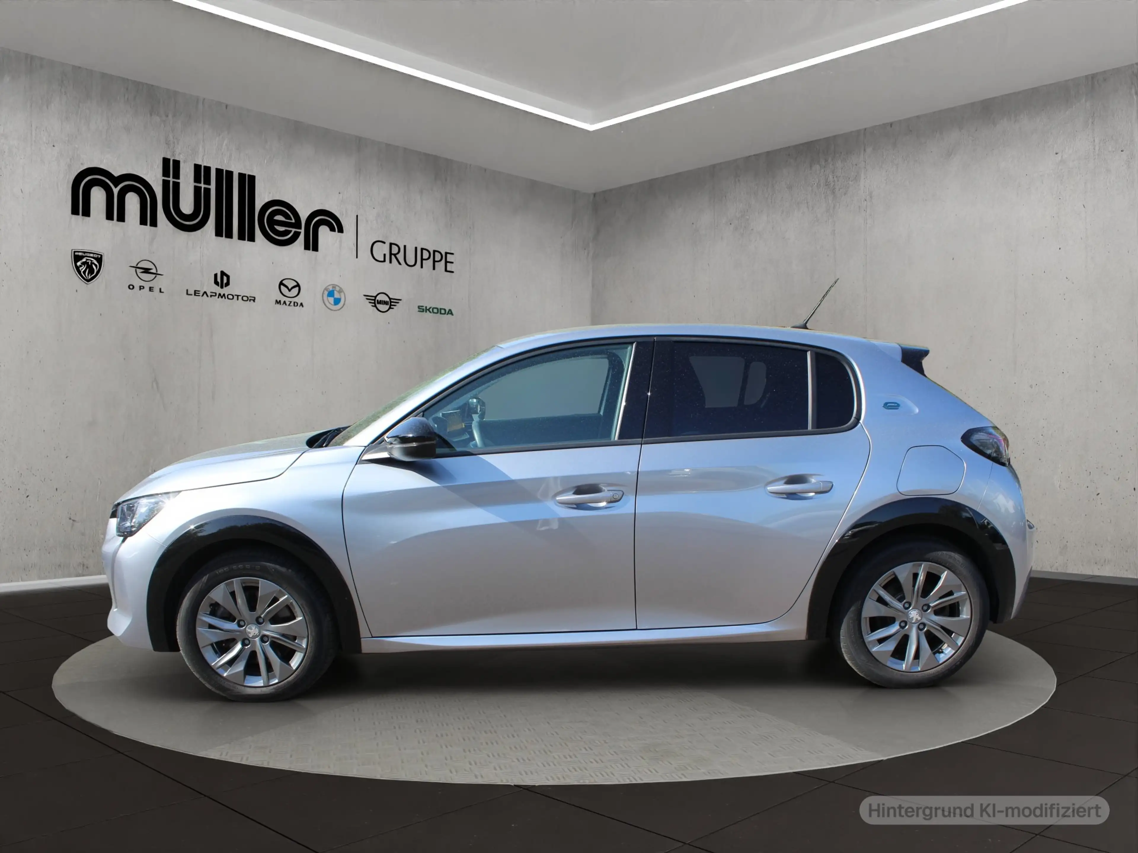 Peugeot e-208 Allure Pack — photo 4