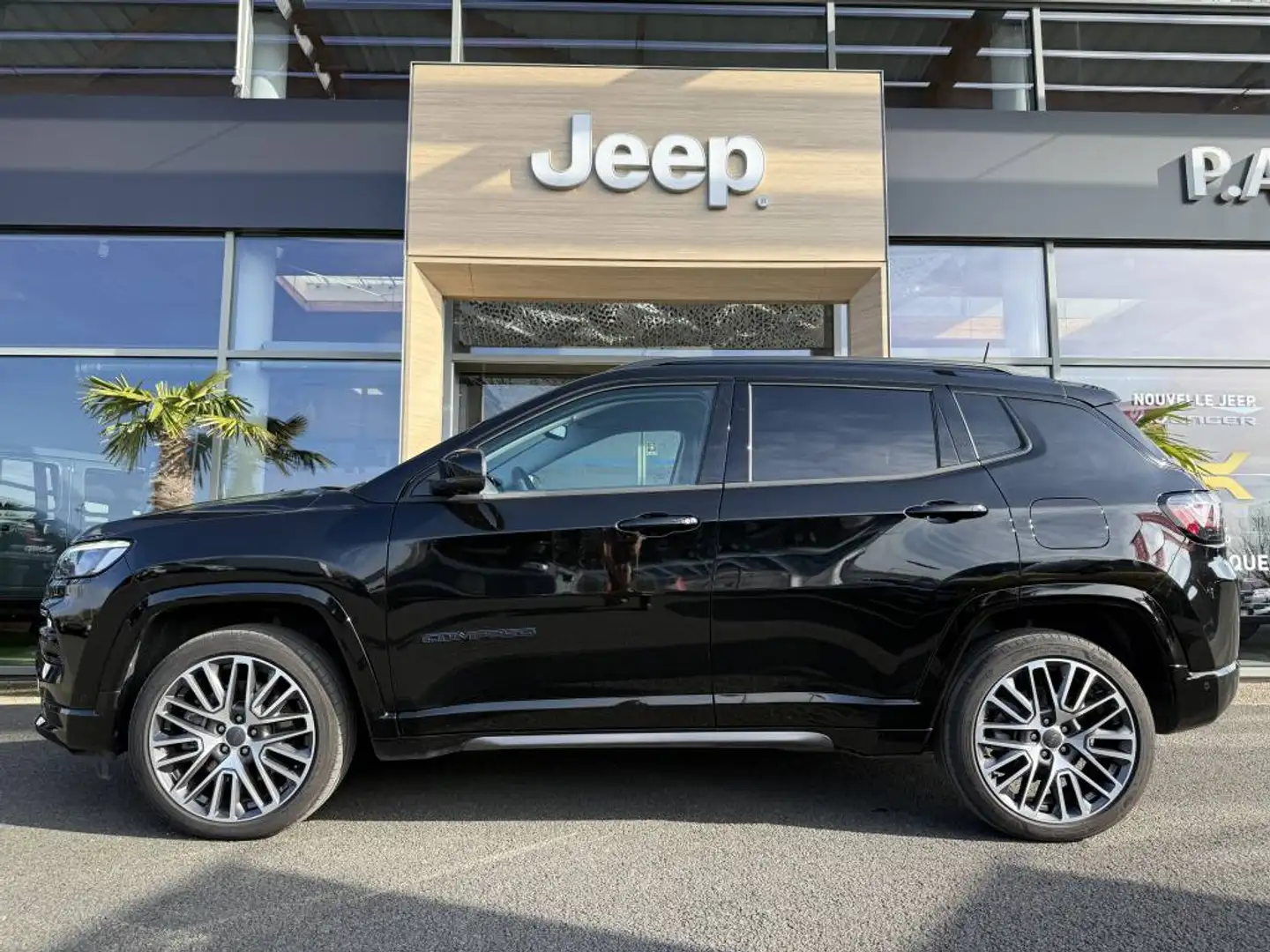 Jeep Compass COMPASS 1.3 PHEV T4 240 CH 4XE SUMMIT 180 Noir - 2