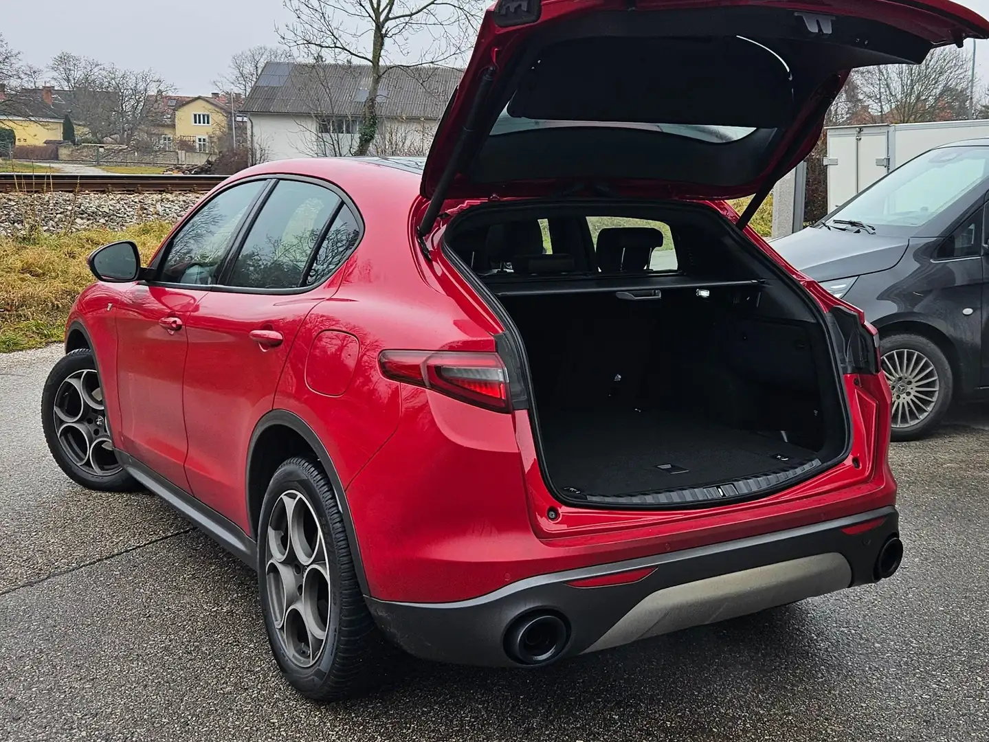 Alfa Romeo Stelvio Stelvio Ti 2,2 16V 210 AT8 Q4 Ti Rot - 2