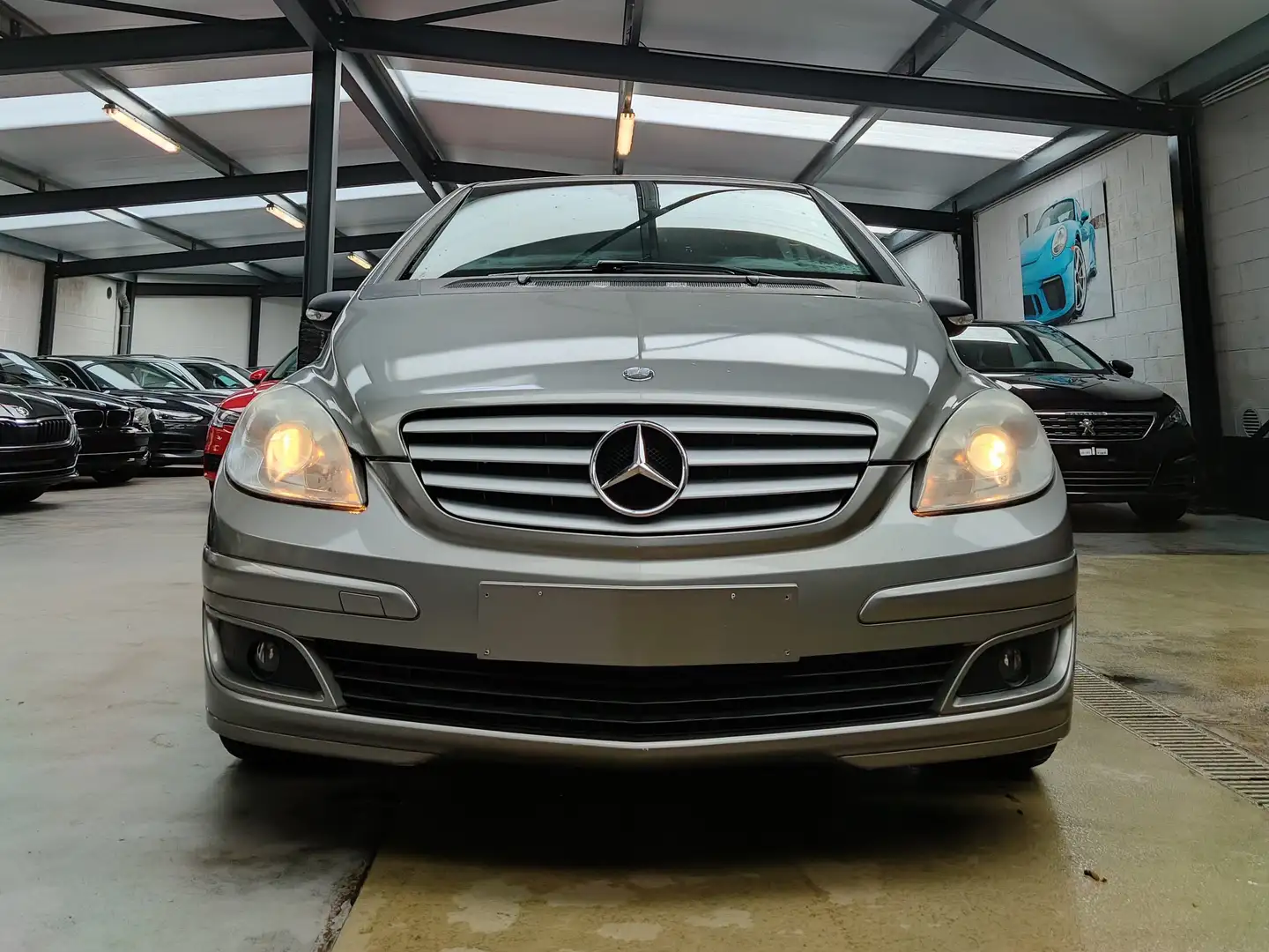 Mercedes-Benz B 180 CDI Gris - 1
