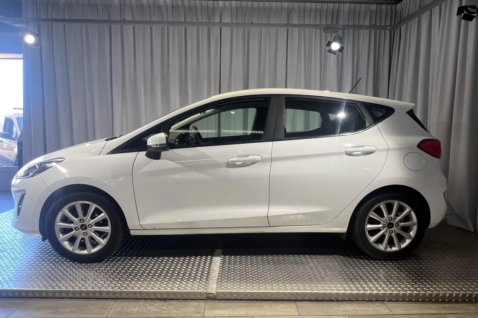 Ford Fiesta 1.1 Trend nieuw model | Trekhaak | Lichtmetaal| Al Blanc - 2