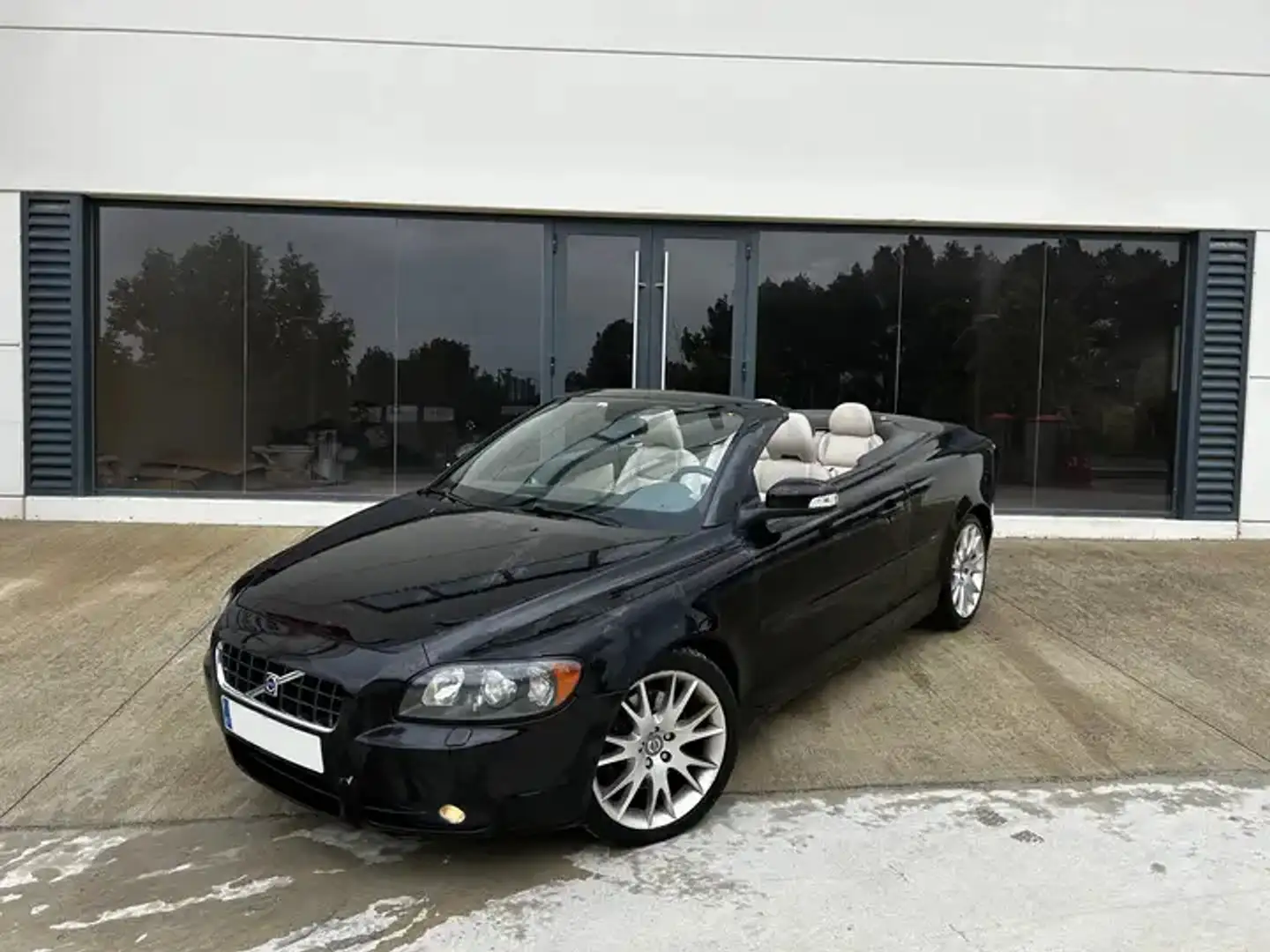 Volvo C70 C70 D5 Momentum Geartronic Momentum Negro - 1