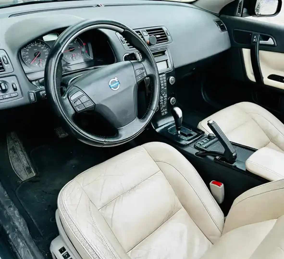 Volvo C70 C70 D5 Momentum Geartronic Momentum Negro - 2