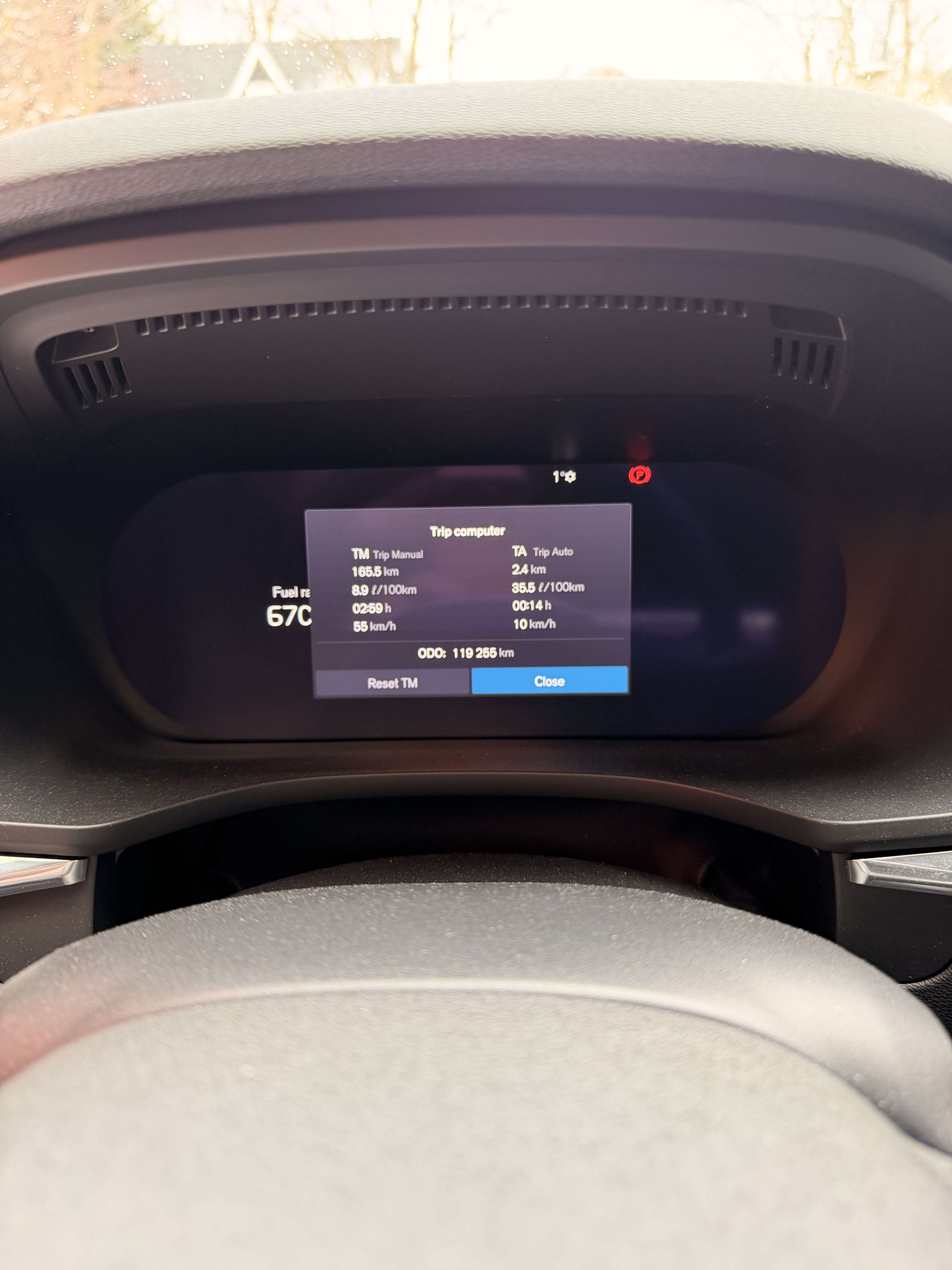 2022 Volvo XC60 B6 AWD R-Design thumb 10