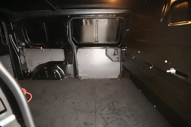 Opel Vivaro-E view 26