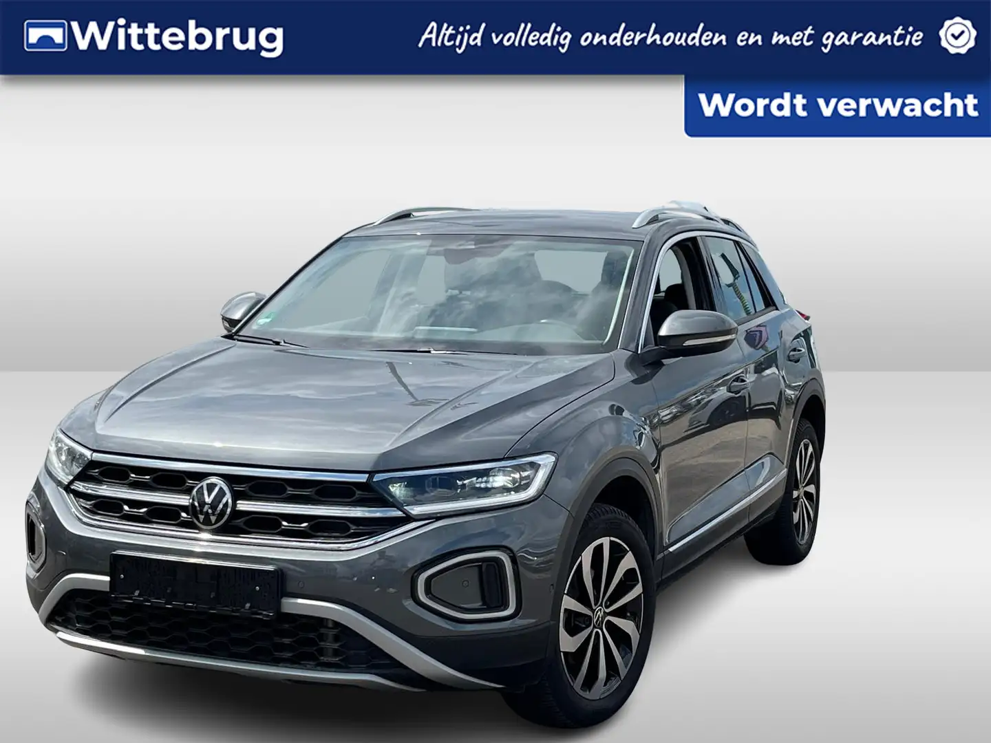 Volkswagen T-Roc 1.0 TSI 110pk Style / Navigatie / LED kopl / APP C Grijs - 1