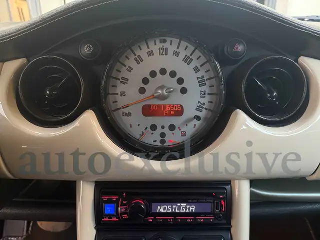Mini Cooper Cooper view 11