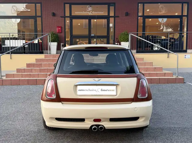 Mini Cooper Cooper view 4