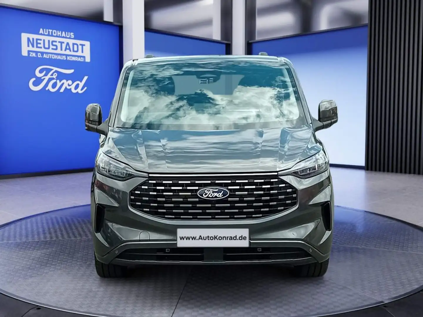 Ford Tourneo Custom 320 L1H1 VA Titanium Grau - 2