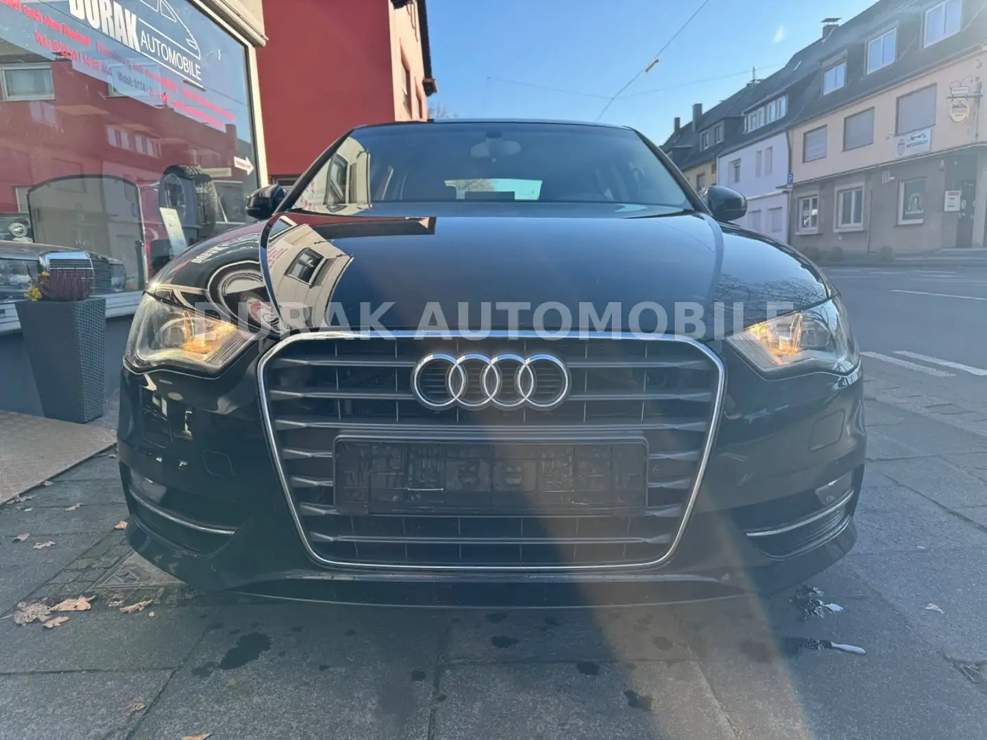 Audi A3 Sportback ambition/ NAVI/ MOTOR PROBLEM Schwarz - 1