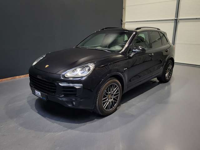 Imagine Porsche Cayenne Diesel Platinum Edition *TOP Ausstattung*