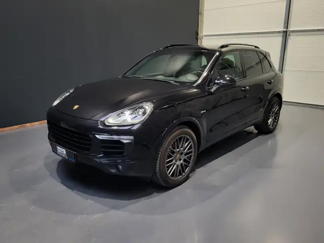 Porsche Cayenne Diesel Platinum Edition *TOP Ausstattung*