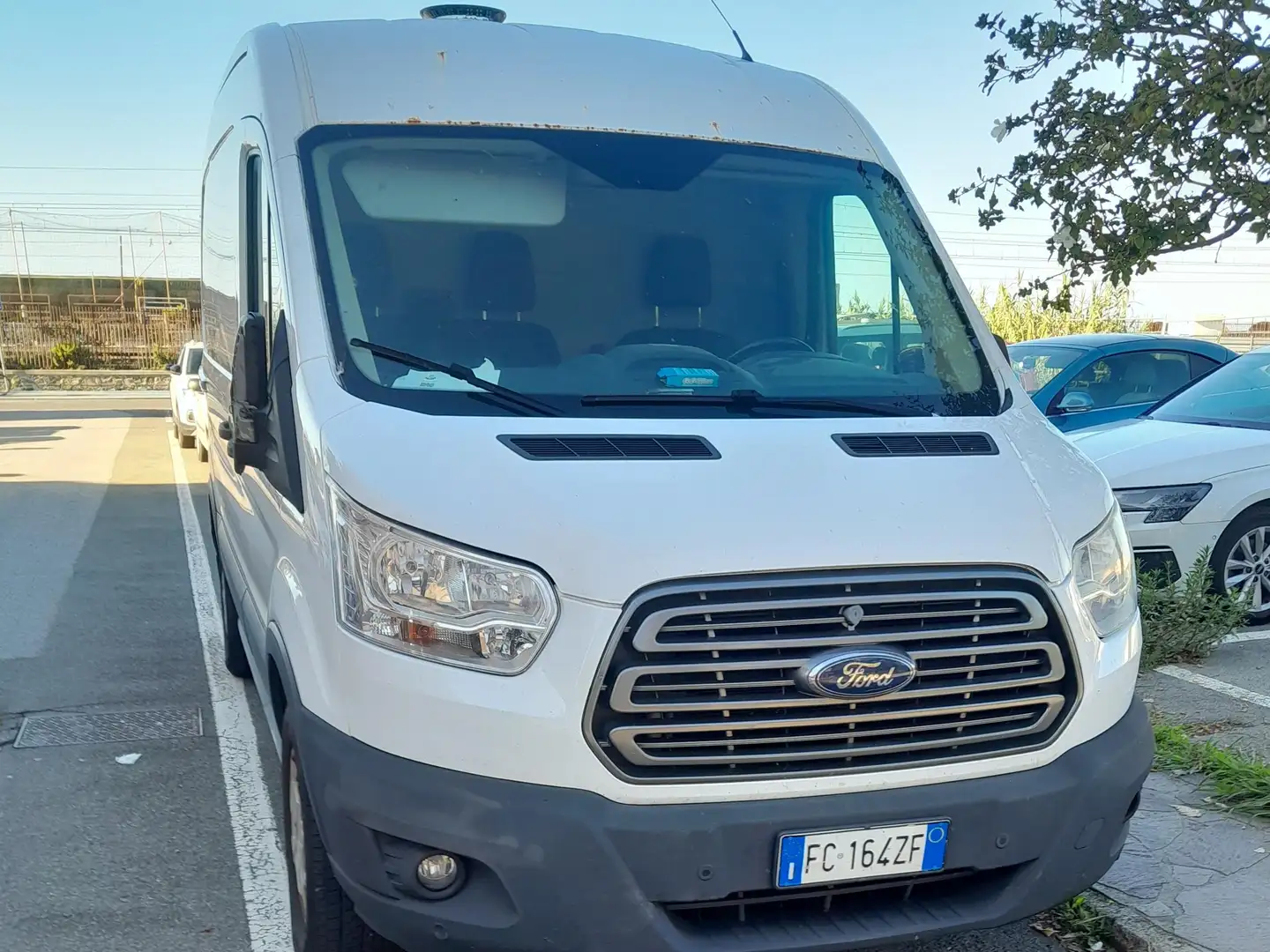 Ford Transit Bianco - 2