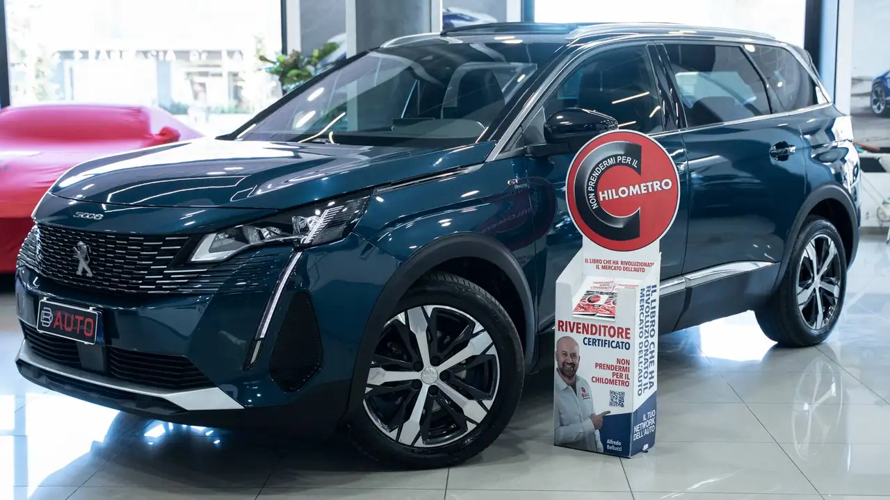 Peugeot 5008