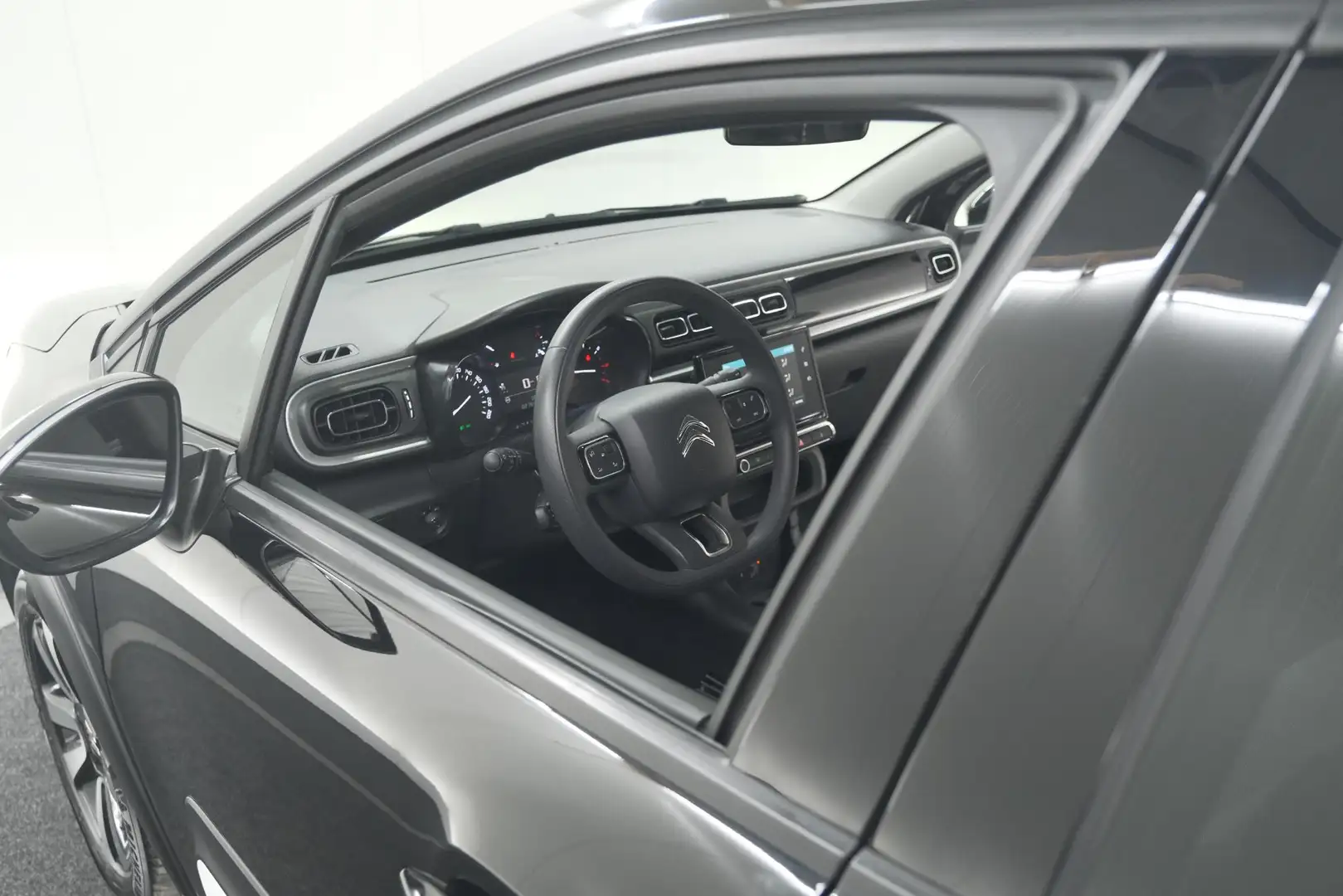 Citroen C3 PureTech 110 EAT6 Max | Apple Carplay | Parkeersen Zwart - 2